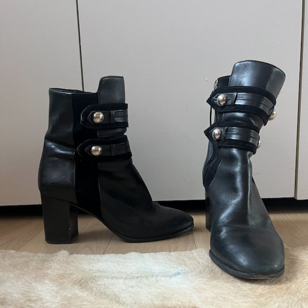 Isabel Marant - Very Comfortable Booties - Leather and suede
